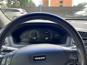 Volvo S60 2.4 (10 foto / 11)