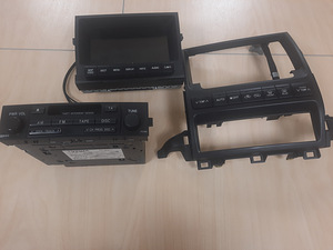Müüa LCD display Land Cruiser 120 (1 foto / 1)