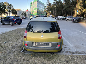 Renault megane scenic (3 foto / 5)