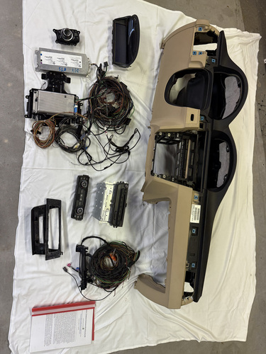 BMW e9x CIC + dashboard
