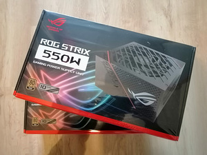 ROG STRIX 550G1 toiteplokk, 80 Plus Gold, 10 aastat garantii (2 foto / 2)