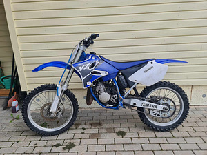Yamaha YZ125 2003 21" ja 19" (1 foto / 7)