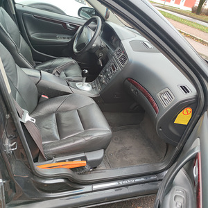 Volvo s60 d5 2.4 2002a (6 foto / 10)