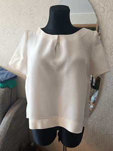 Новая блузка ручной работы, размер M-L (2 фото из 4)