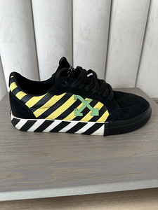 Кроссовки Off-White 41 унисекс (1 фото из 7)