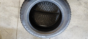 16 " Goodyear naelrehvid 205 55 16 4tk (2 foto / 2)