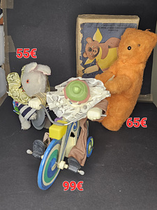 Много заводных игрушек (6 фото из 10)