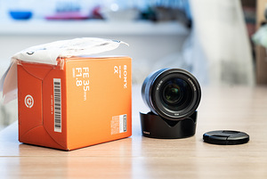 Objektiiv Sony FE 35mm f/1.8 (SEL35F18F) (1 foto / 4)