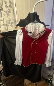 Laste vampiirikostüüm (2 foto / 2)