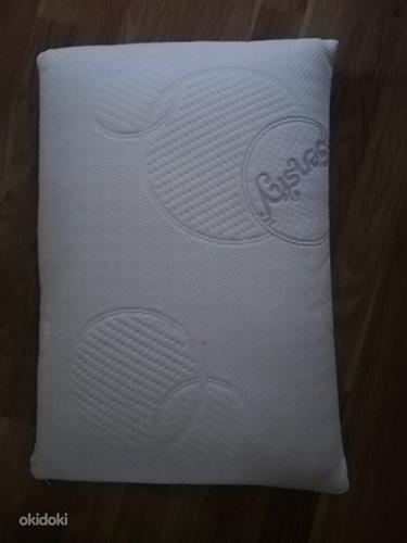 Подушка для сна 40x60 новая (фото #2)
