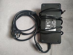 Dell laptop charger (240 Watt)