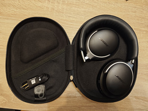 Bose QuietComfort Ultra Black (3 foto / 3)