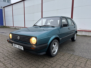 Volkswagen Golf 2 (1 foto / 9)