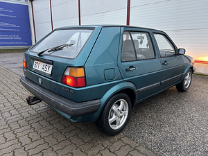 Volkswagen Golf 2 (4 foto / 9)