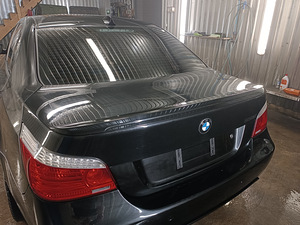 BMW e60 tagaluugi lip (1 foto / 4)