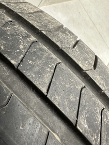 Pirelli PZero 4, XP 305/40 R20 (2tk) (2 foto / 8)