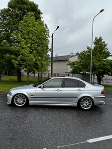 BMW 328i manuaal (5 foto / 7)