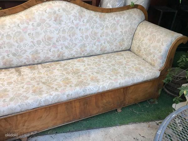 Продать старинный диван (фото #4)