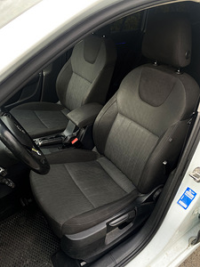Škoda Octavia 2019 (6 foto / 10)