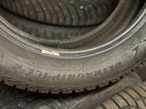 Goodyear Ultragrip Ice 2 215/55R17 (3 foto / 5)