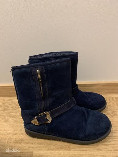 Сапоги в стиле UGG