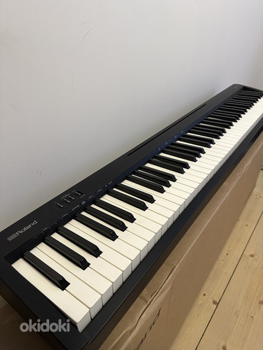 Цифровое пианино Roland FP-10 (фото #2)