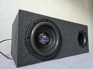 Bassface EVO8 8″ 1500W Võimendiga. Pult. UUS (1 foto / 10)