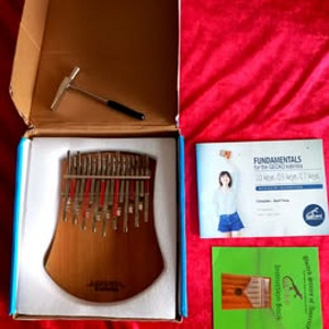 Kalimba. looduslikust kampripuust (hea lõhnaga) (1 foto / 3)