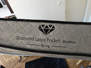 Vedrumadrats 90x200 Diamond Latex Pocket by Rug (1 foto / 4)