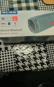 Väike bluetooth kõlar (3 foto / 3)