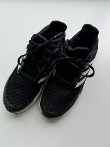Adidas (2 фото из 2)