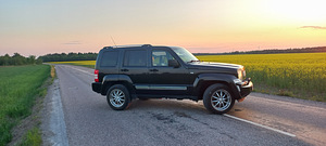 JEEP CHEROKEE 2.8CRD (4 foto / 7)