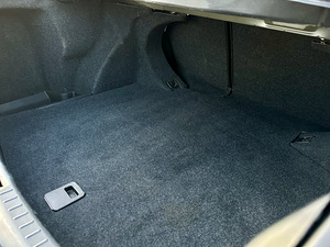 TOYOTA AVENSIS 2007 AASTA !!! (6 foto / 8)