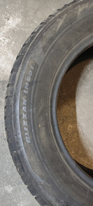 Bridgstone 205/65 r16 (4 foto / 6)