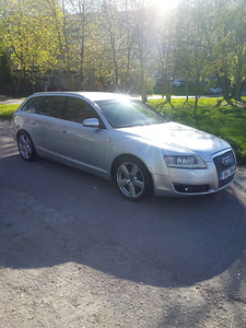 Audi A6 (11 фото из 11)