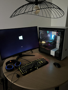 Ultimate gaming Setup: Arvuti, Monitor, Klaviatuur, Korvklap (1 foto / 8)