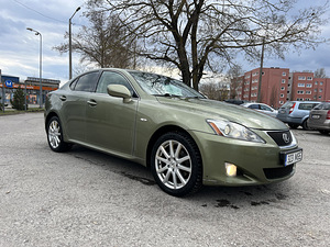 M/V Lexus IS220D 130kw (5 foto / 9)