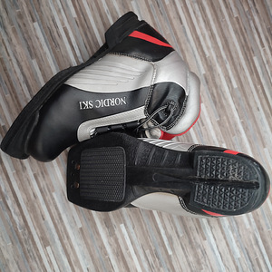 Ski Boots 75mm Nordic Size 35 (1 foto / 4)