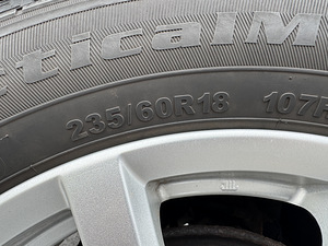 Autec 18" литые диски 5x108 с летними шинами (6 фото из 6)
