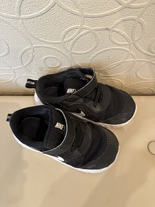 Nike tossud s.27 (2 foto / 2)