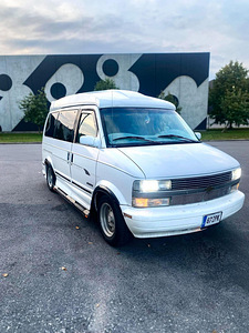 Chevrolet Astro LPG (7 foto / 7)