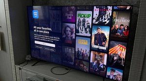 Samsung Smart TV 65" (3 фото из 4)