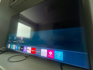 Samsung Smart TV 65" (4 фото из 4)