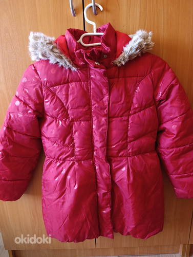 Пальто зимнее для девочек M&CO KIDS.