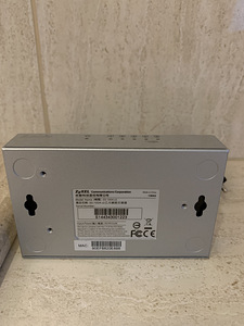 5-port desktop switch Zyxel ES-105A v2 (2 foto / 3)