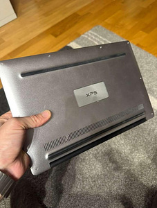 DELL XPS Intel Core i7 (3 foto / 6)