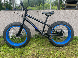 Продам детский фэтбайк (2 фото из 6)