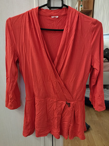 Новая блузка peplum (1 фото из 1)