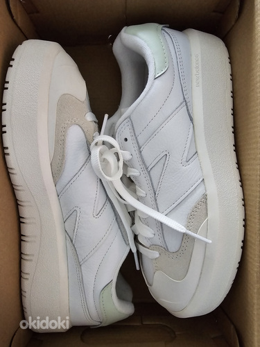 Новые New Balance CT302