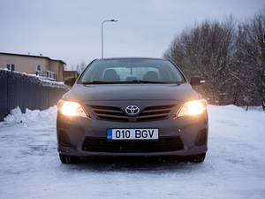 Toyota Corolla 1.6 97 kW (2 foto / 8)